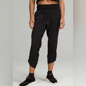 Lululemon Dance Studio Mid-Rise Crop 25"